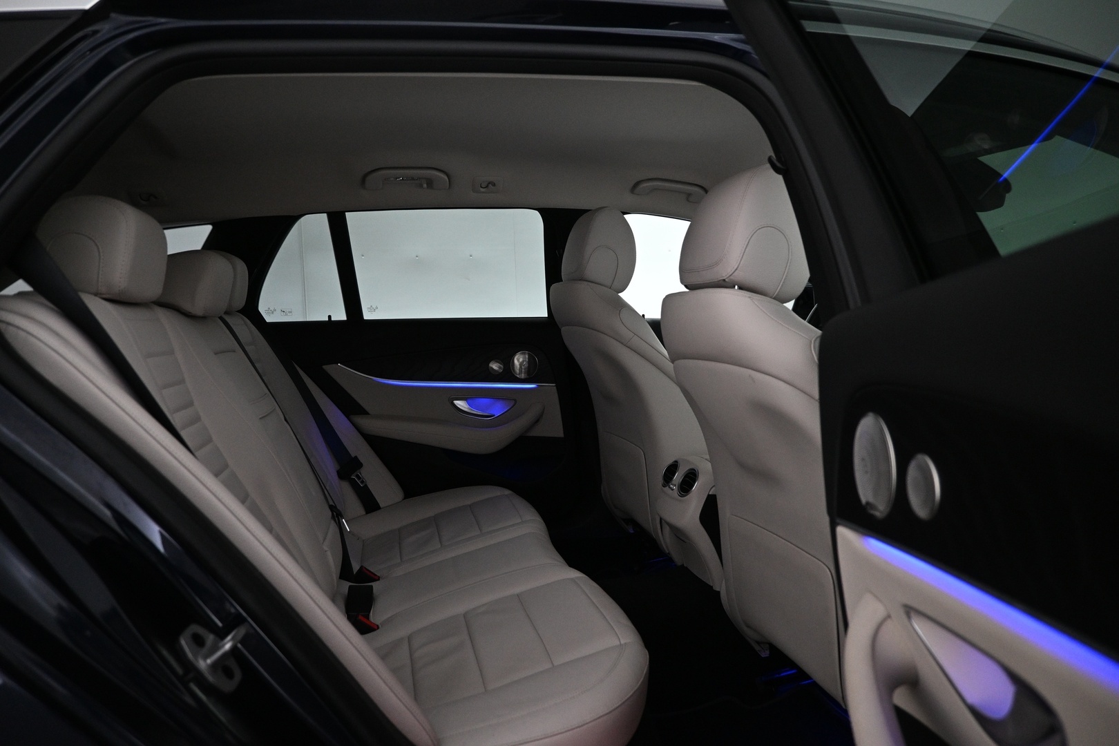 MERCEDES-BENZ E 2021