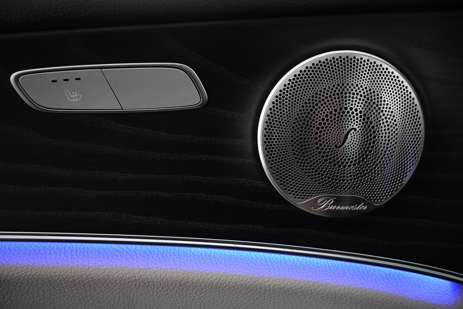 MERCEDES-BENZ E 2021