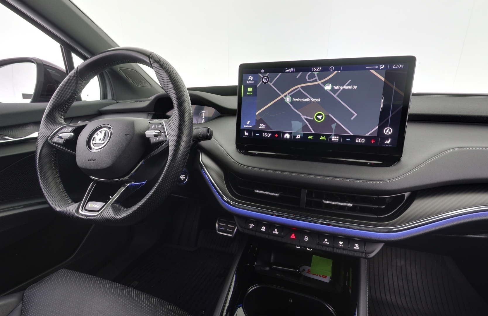 SKODA Enyaq 2023