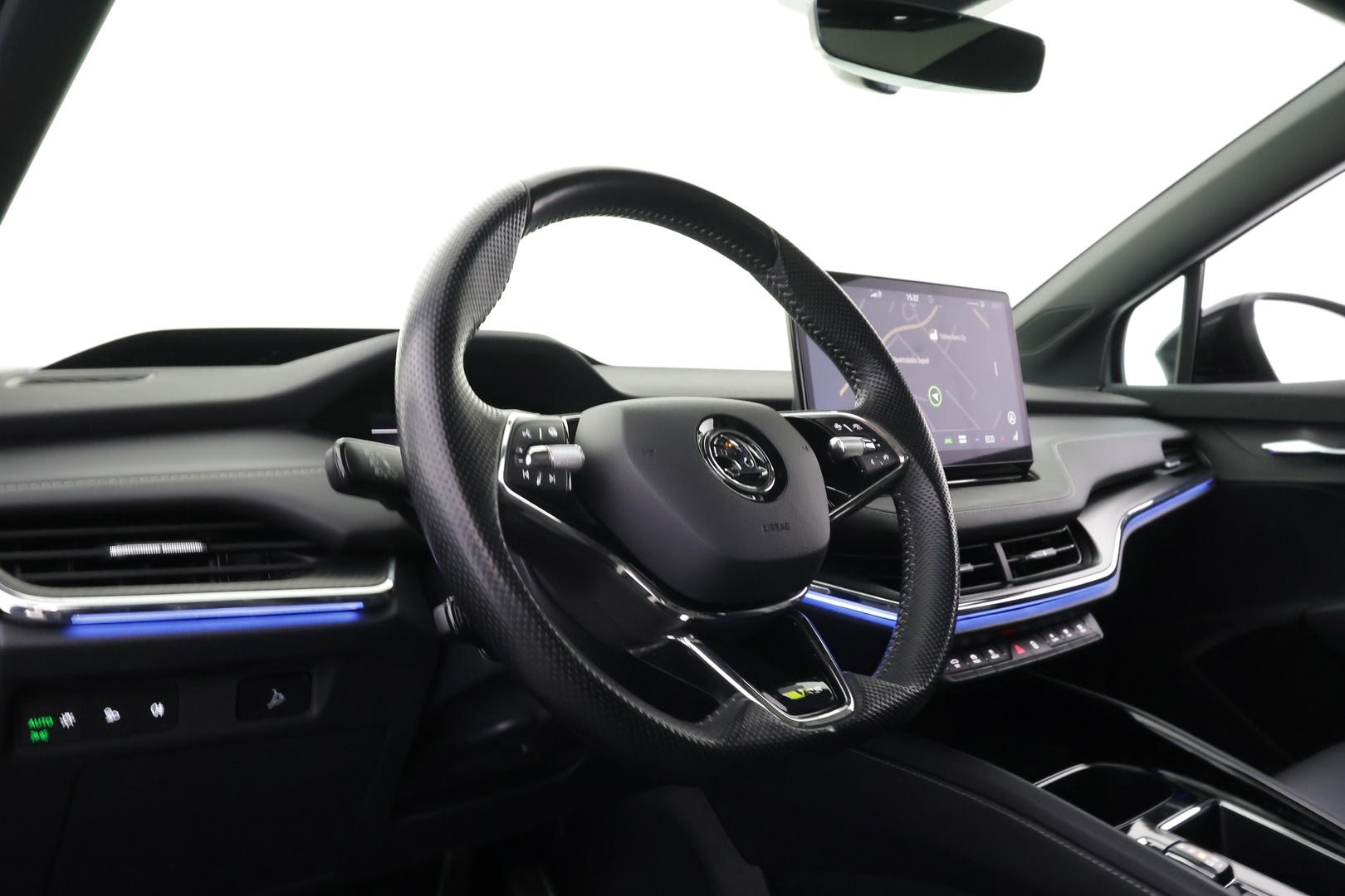 SKODA Enyaq 2023