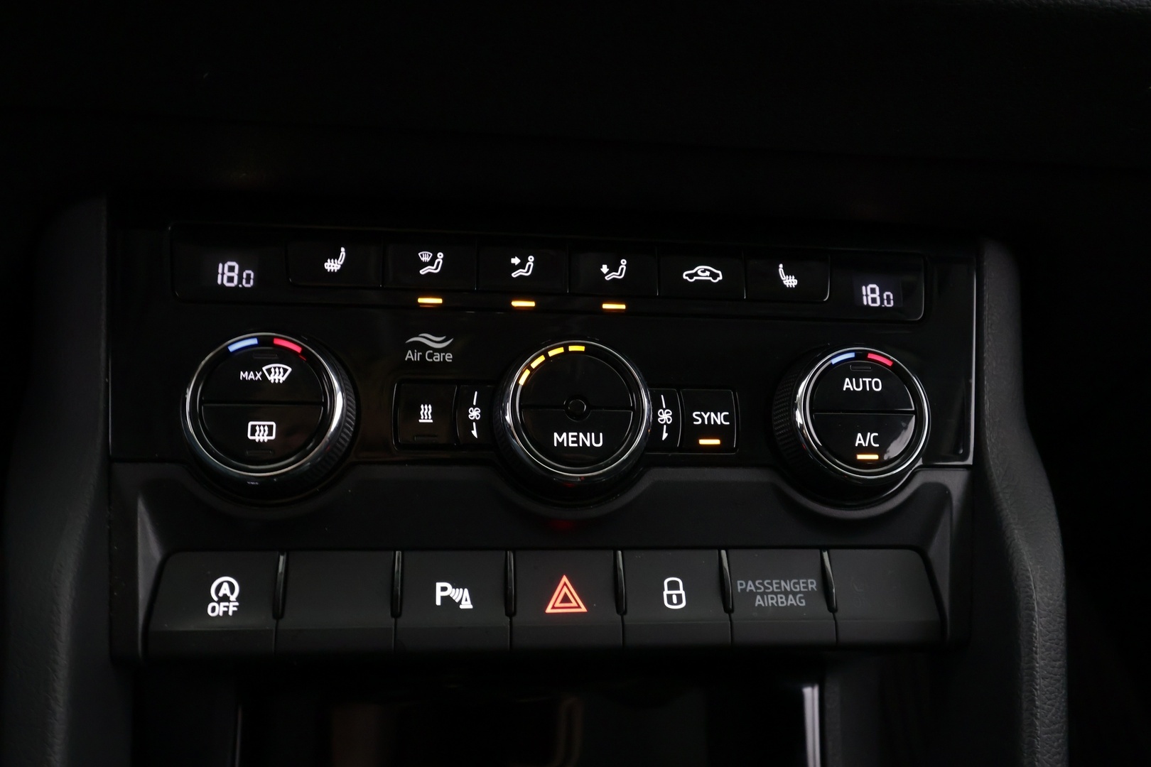 SKODA Karoq 2021
