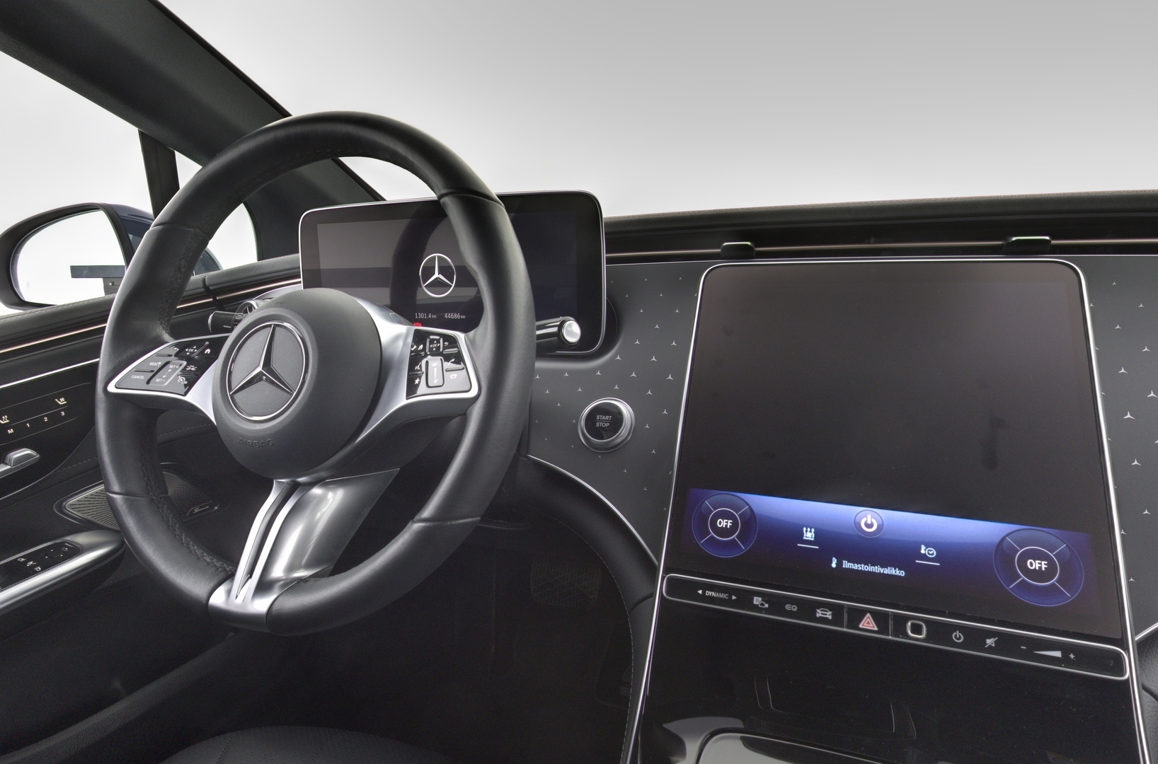 MERCEDES-BENZ EQE 2023