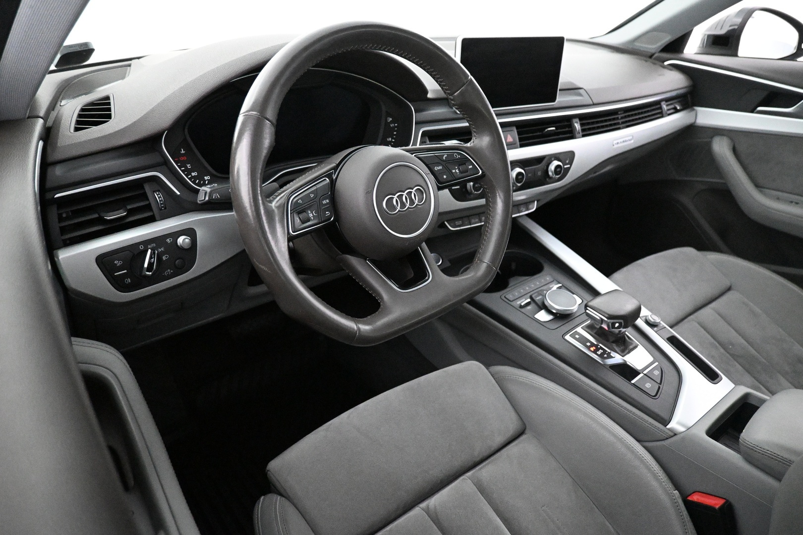 AUDI A4 allroad quattro 2018