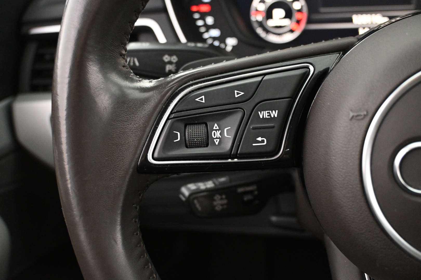 AUDI A4 allroad quattro 2018