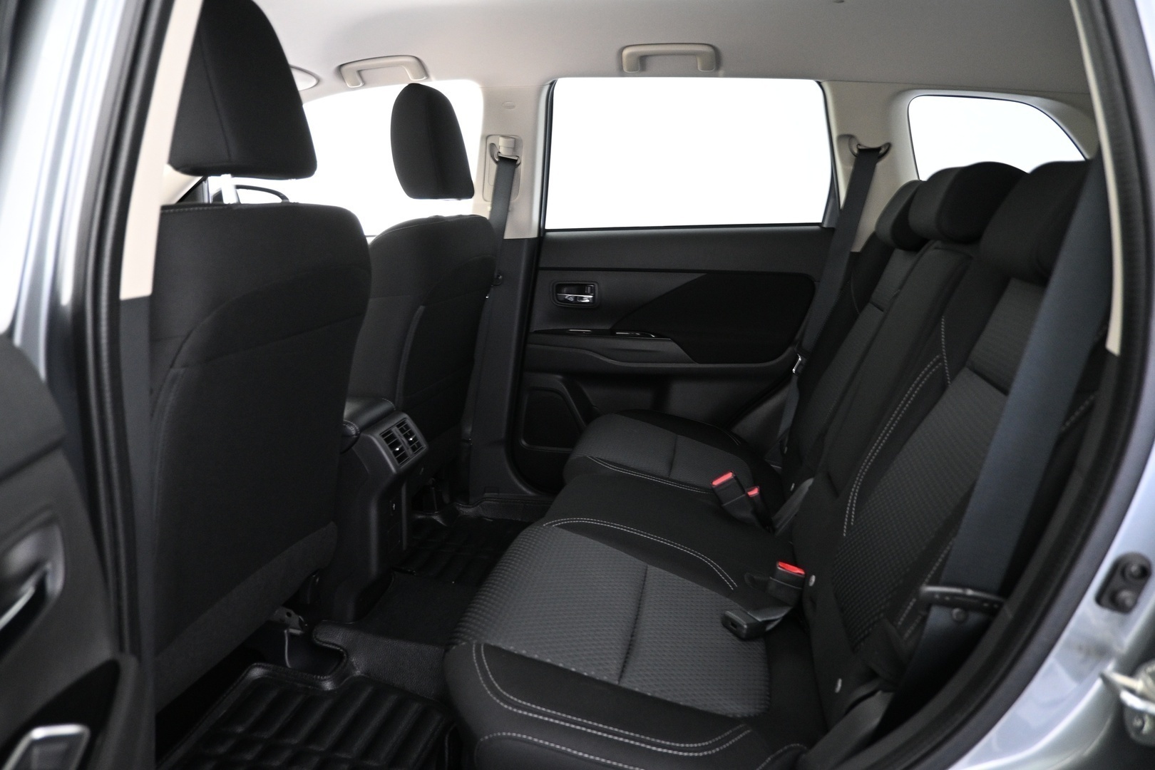 MITSUBISHI Outlander PHEV 2020