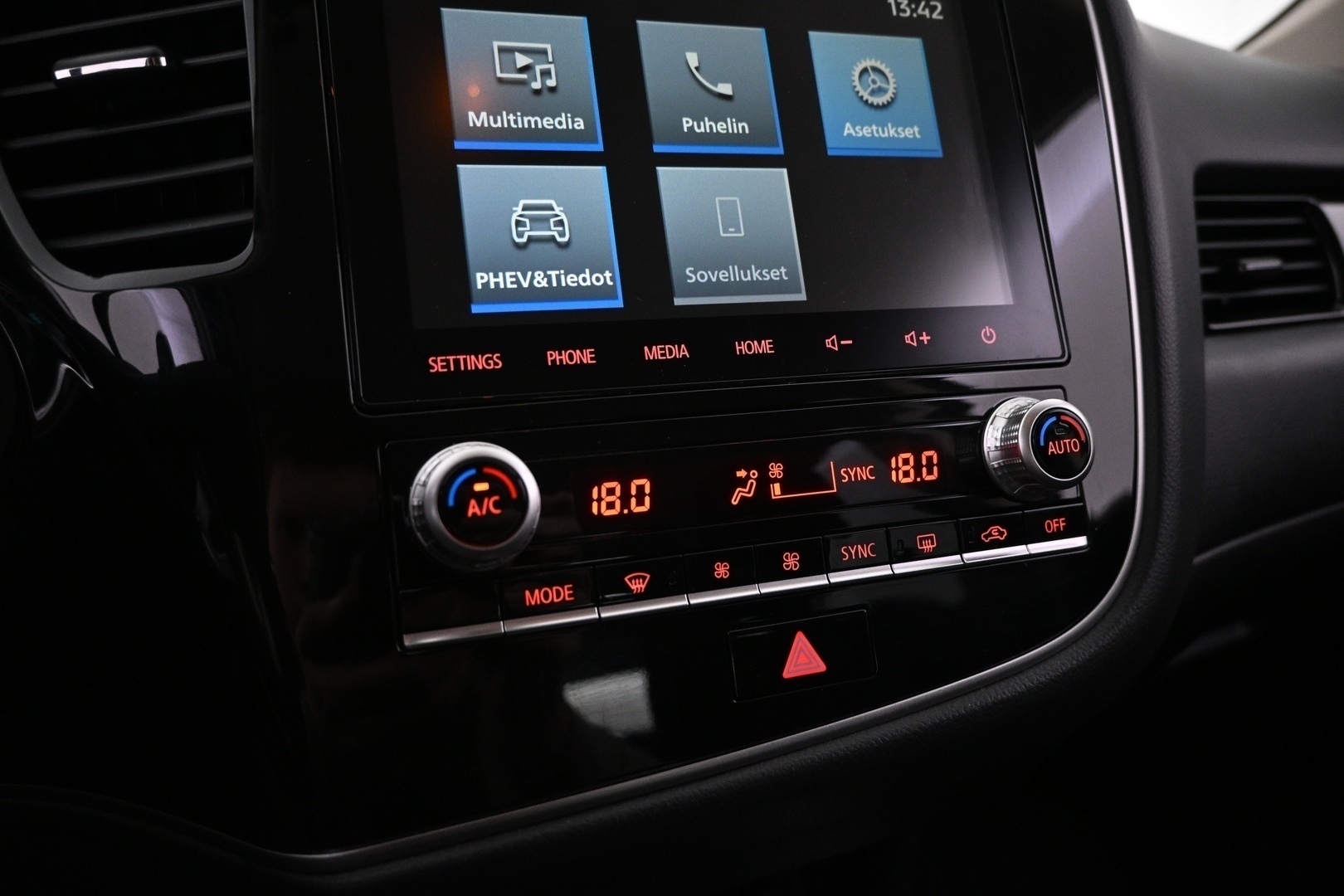 MITSUBISHI Outlander PHEV 2020