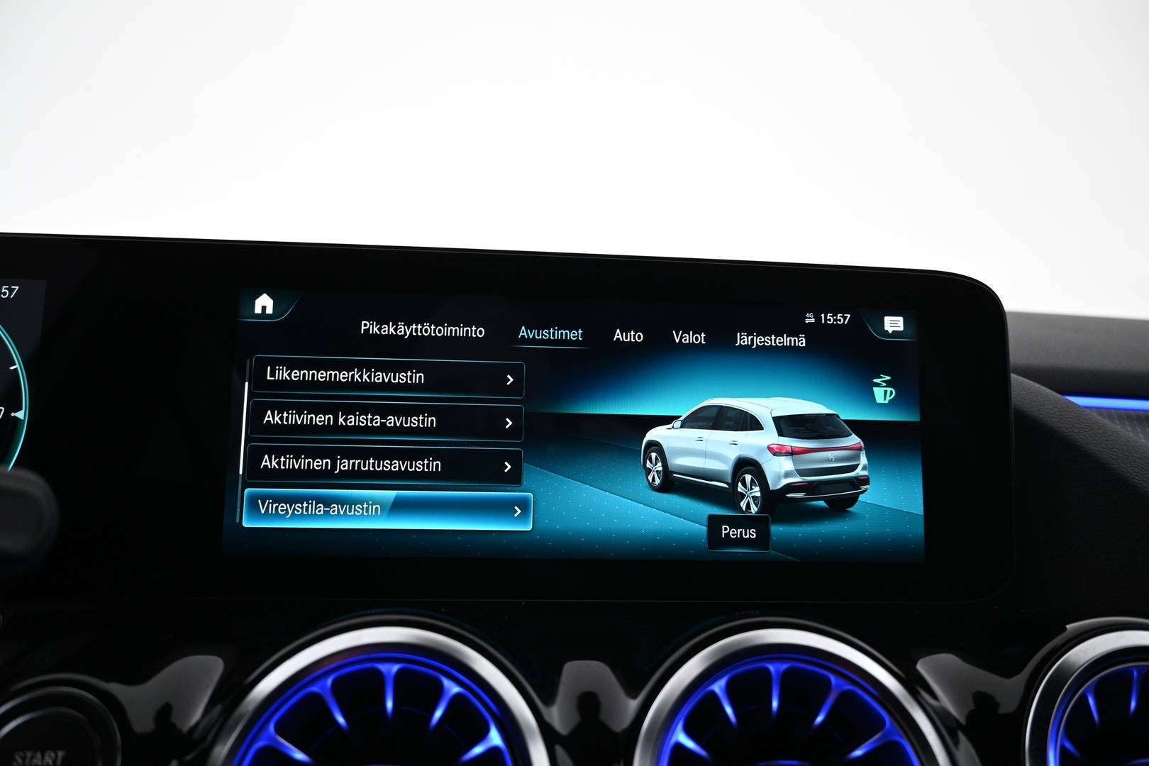 MERCEDES-BENZ EQA 2022