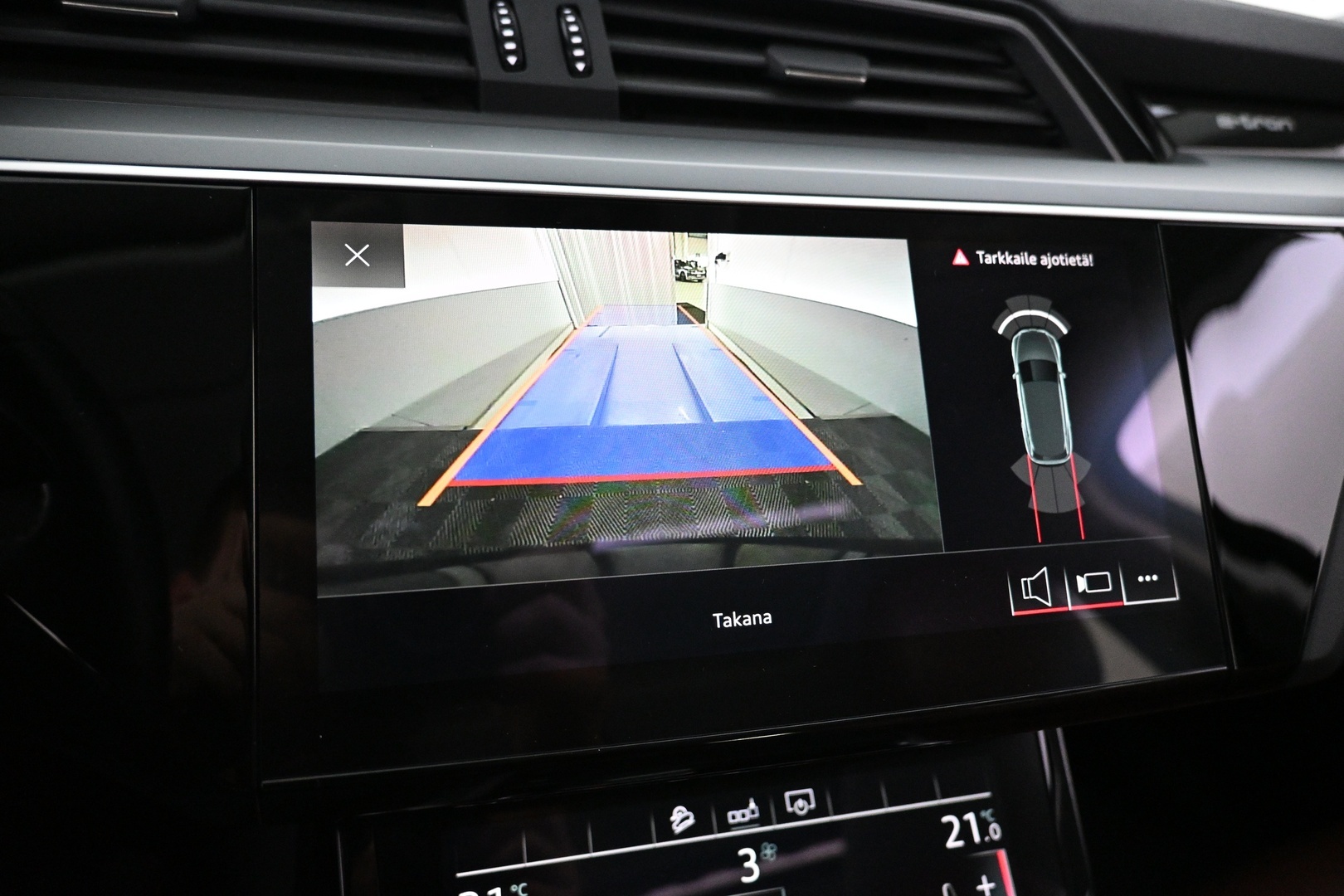 AUDI e-tron 2020
