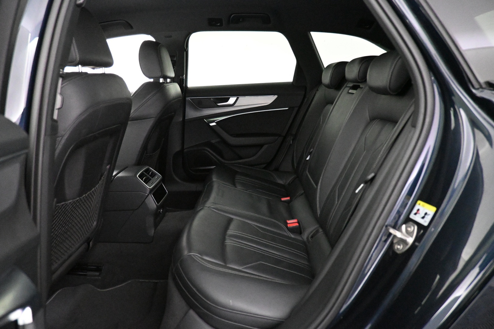 AUDI A6 2023