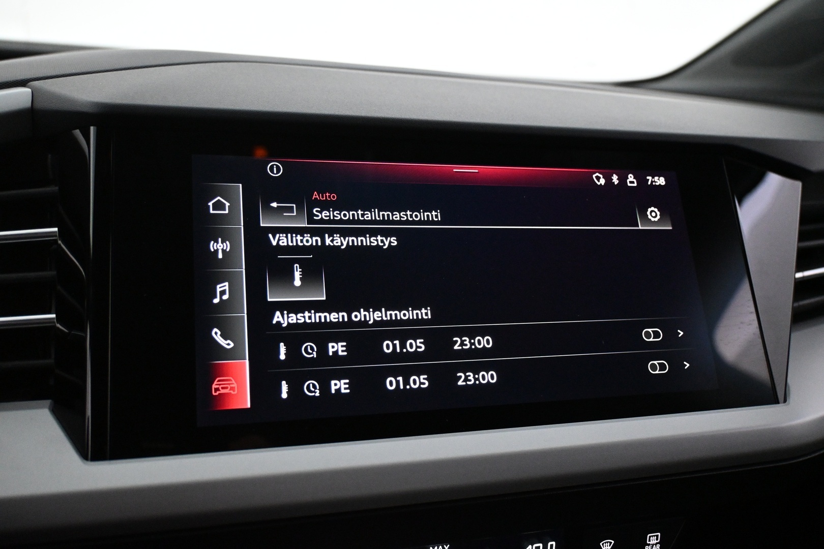 AUDI Q4 e-tron 2022