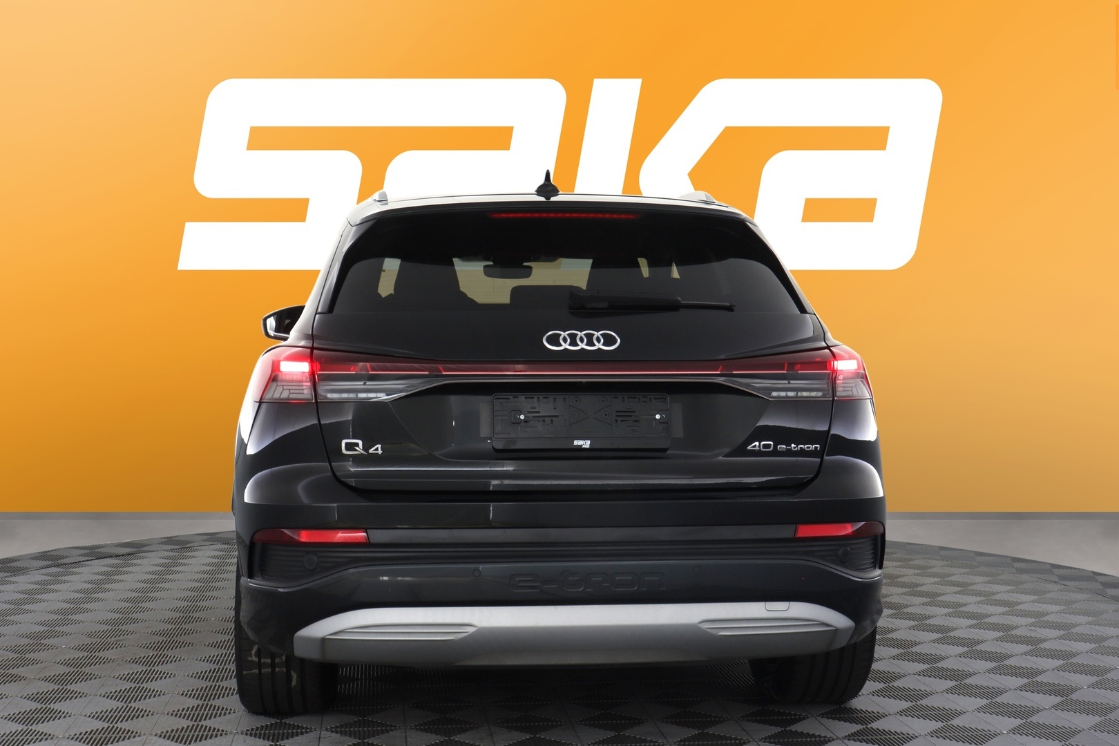 AUDI Q4 e-tron 2022