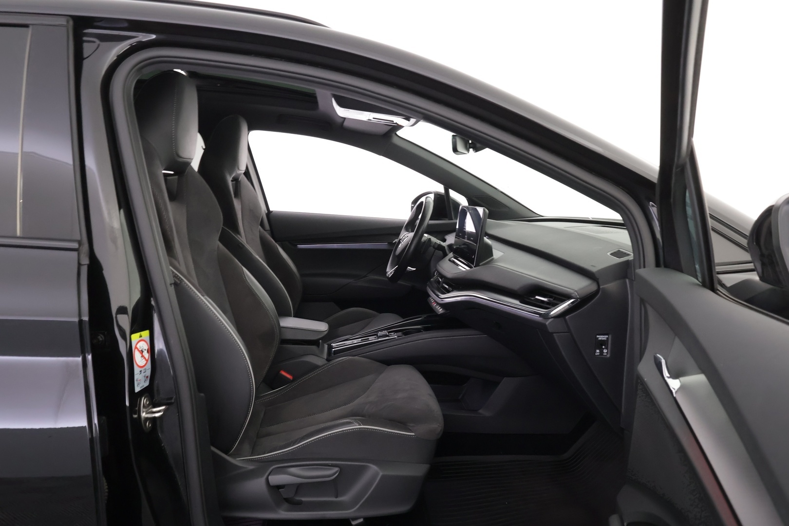 SKODA Enyaq 2023