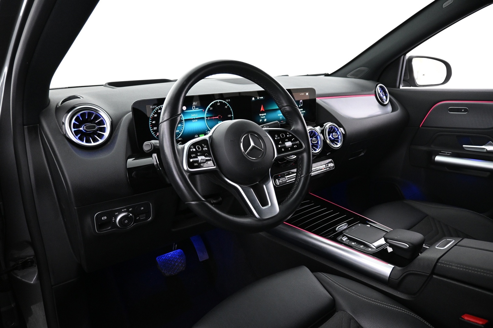 MERCEDES-BENZ EQA 2023