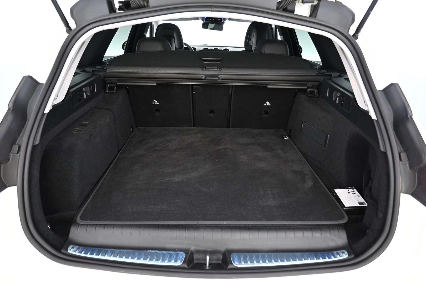 MERCEDES-BENZ C 2025