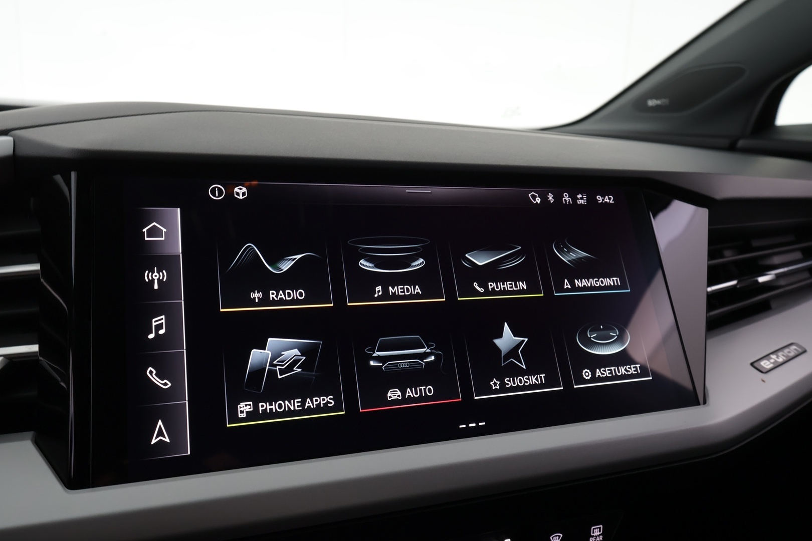 AUDI Q4 e-tron 2023