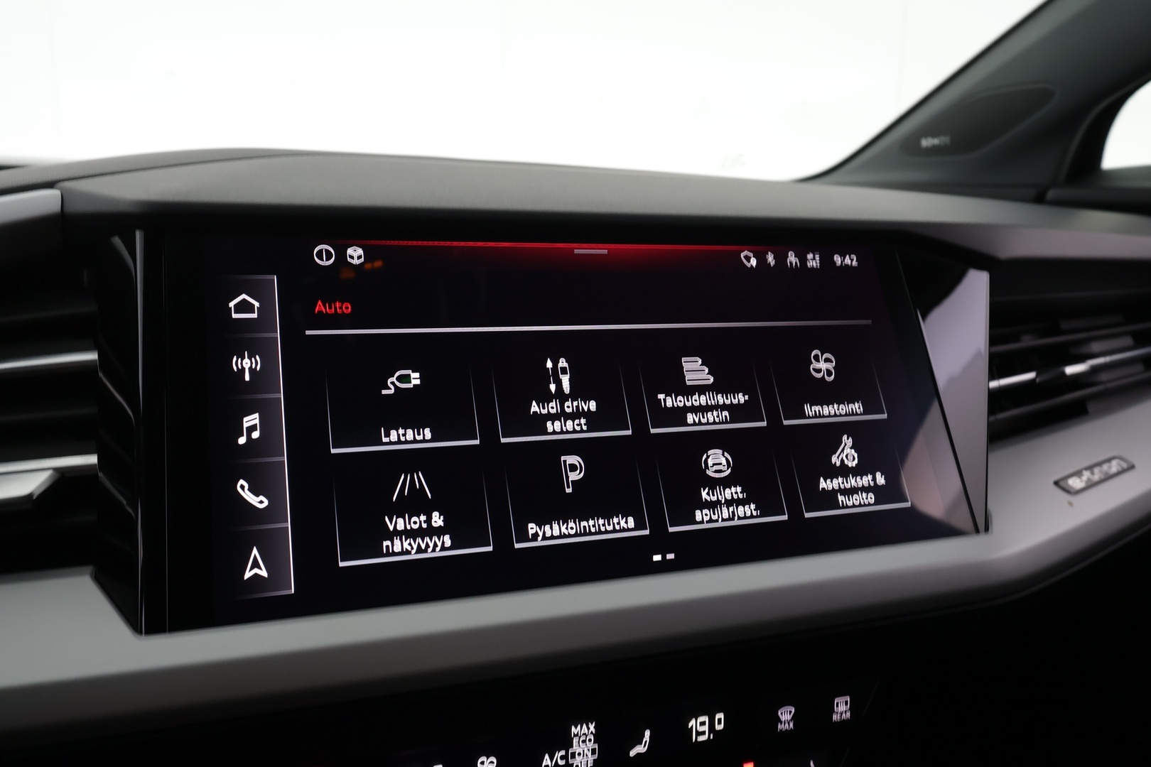 AUDI Q4 e-tron 2023