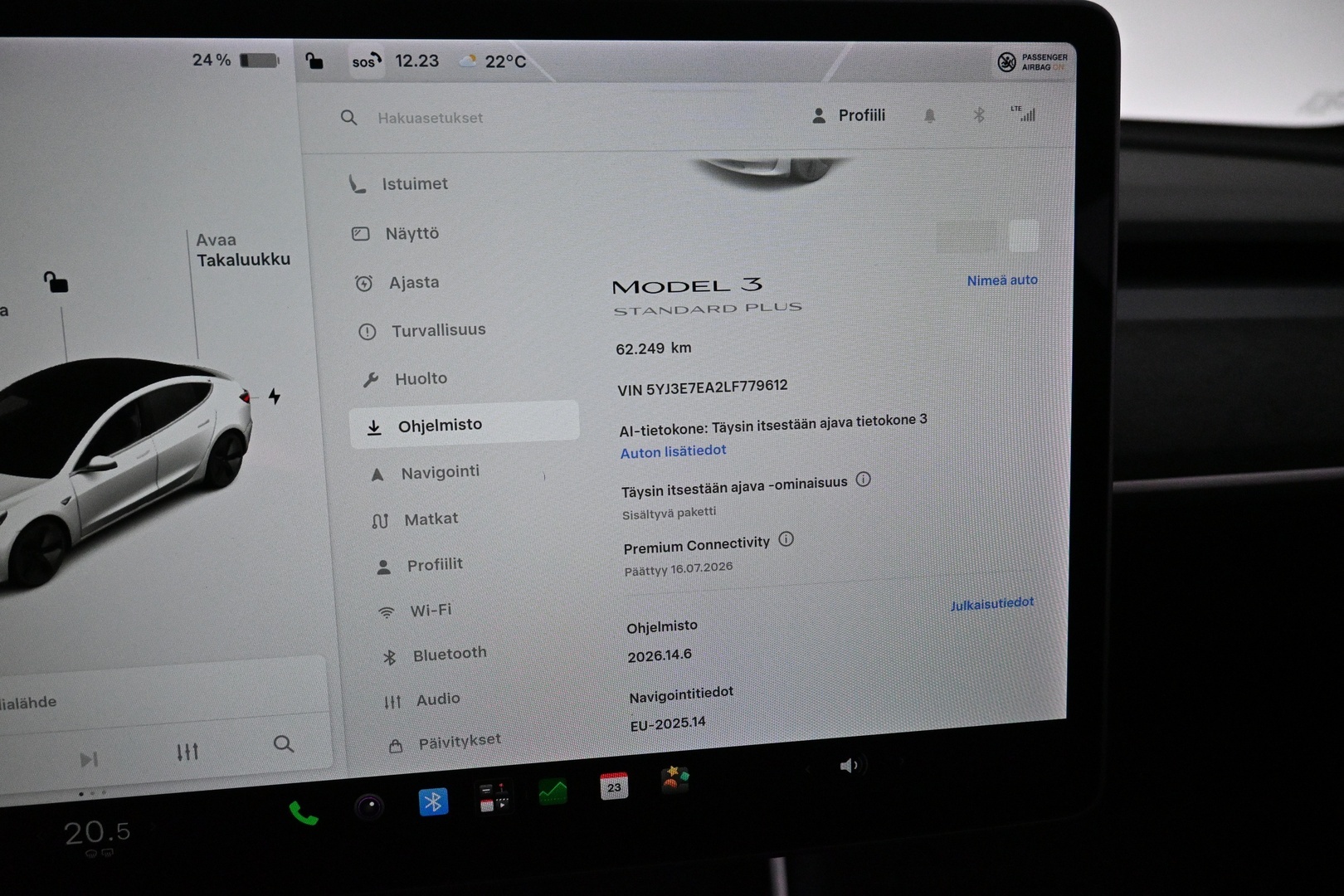 TESLA Model 3 2020