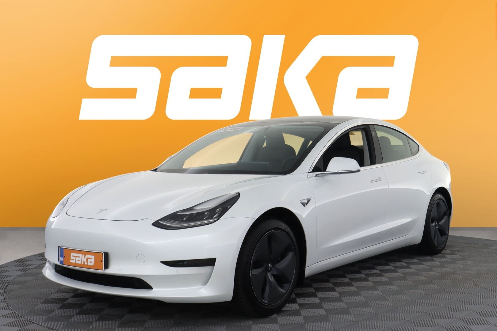TESLA Model 3 2020