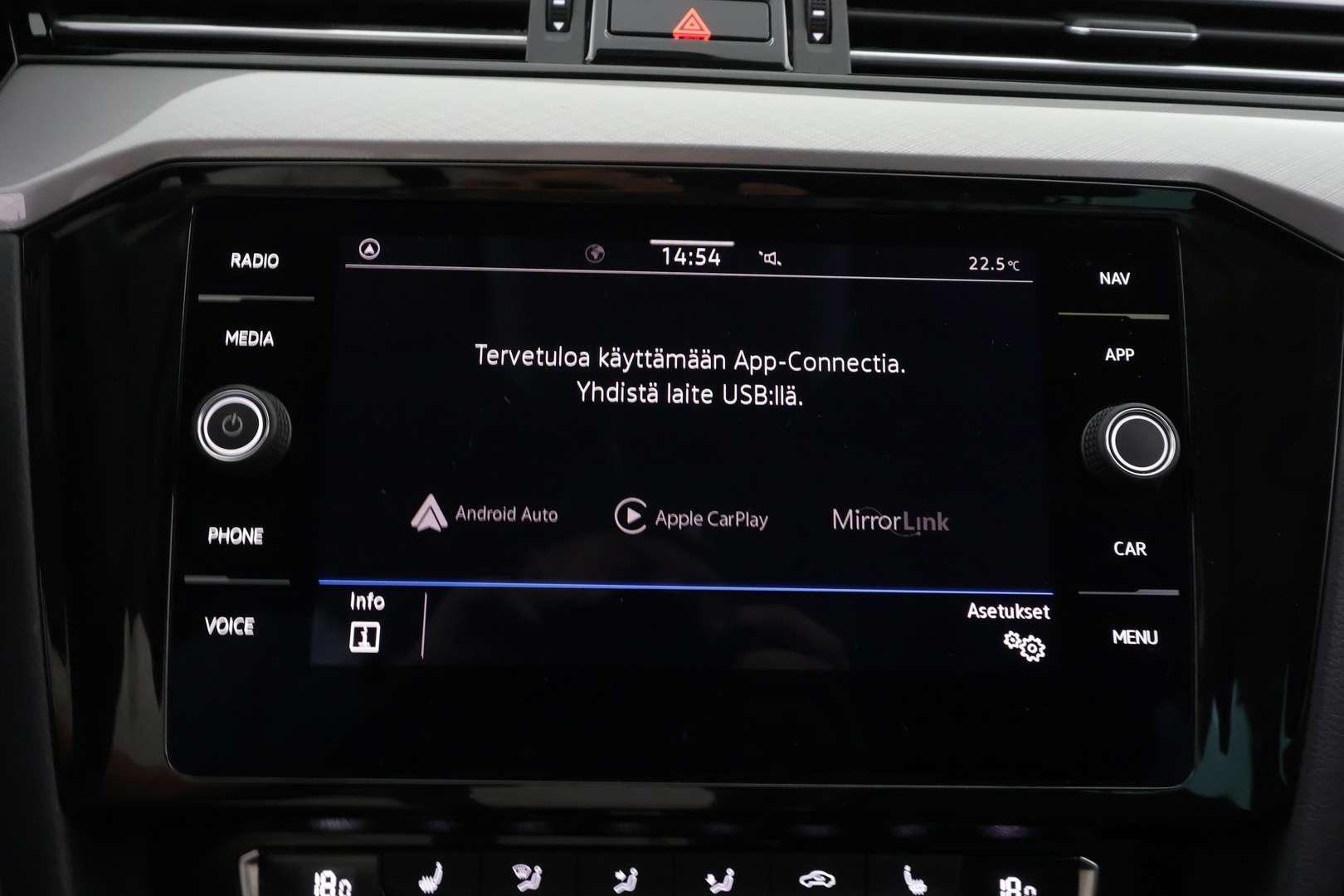 VOLKSWAGEN Passat 2020