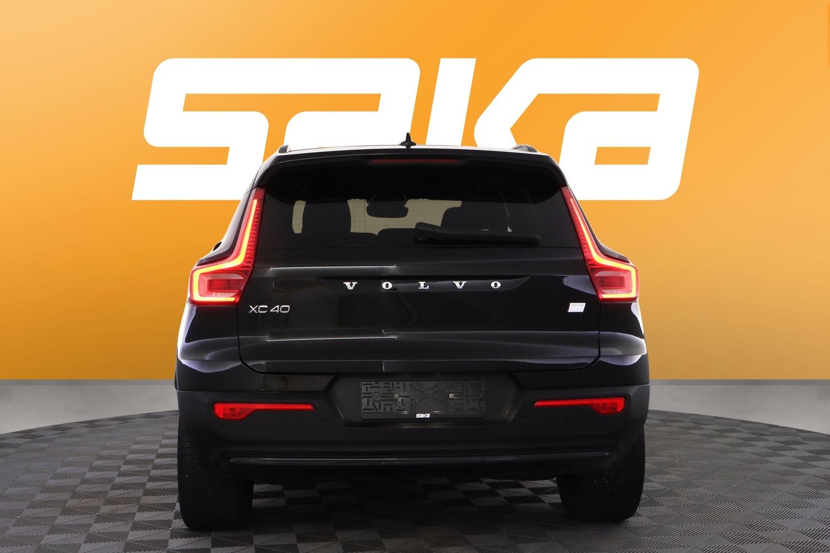VOLVO XC40 2023