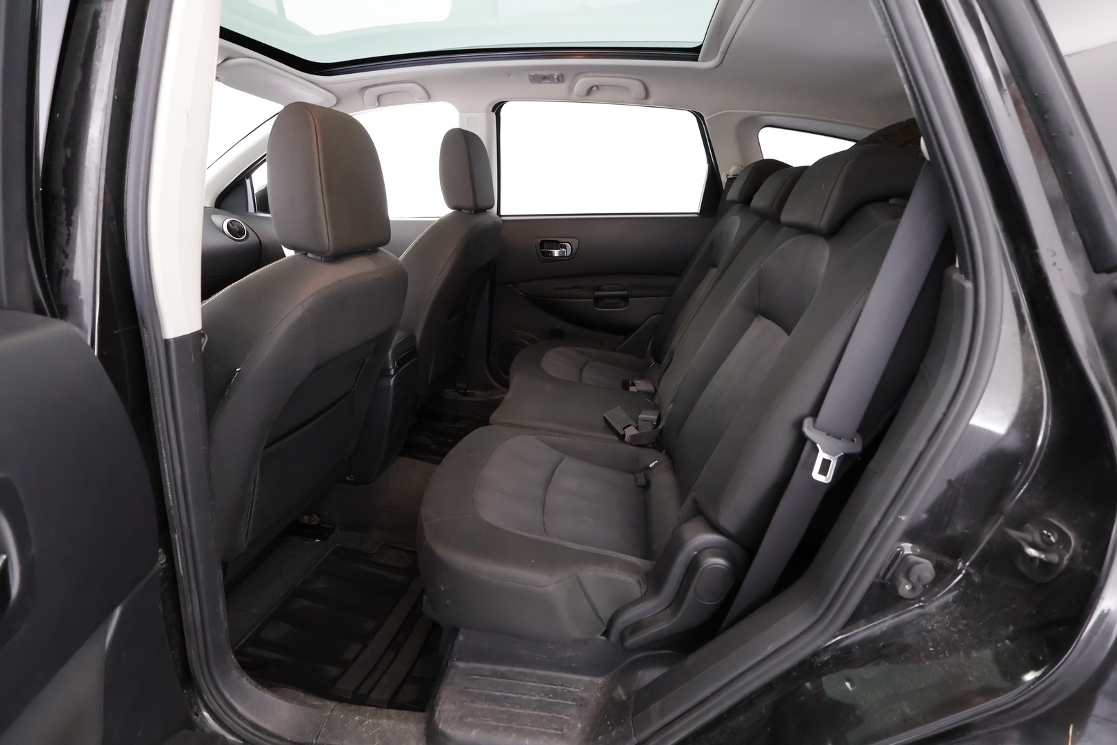 NISSAN Qashqai+2 2011