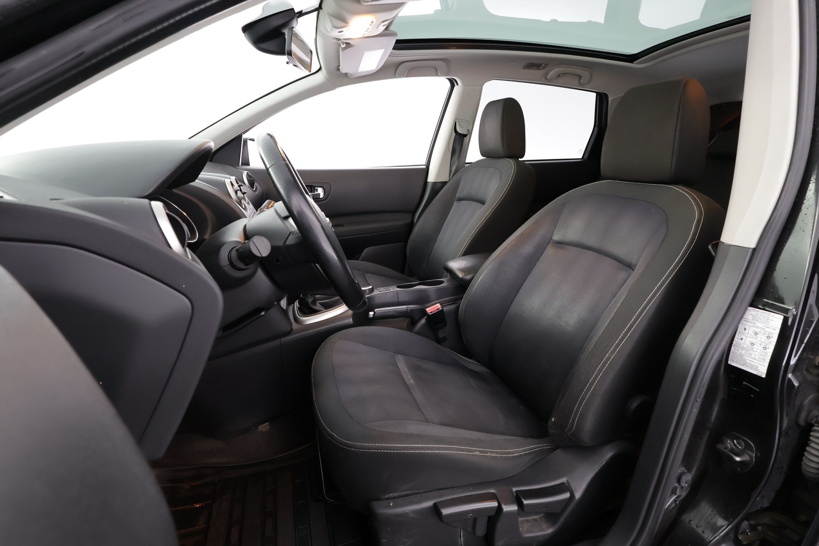 NISSAN Qashqai+2 2011