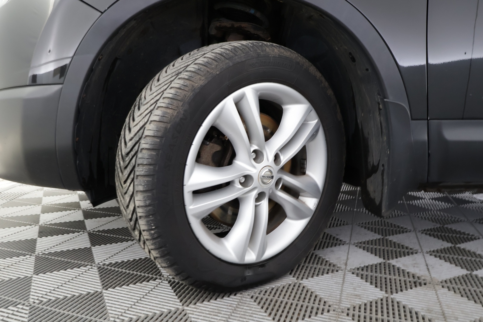 NISSAN Qashqai+2 2011