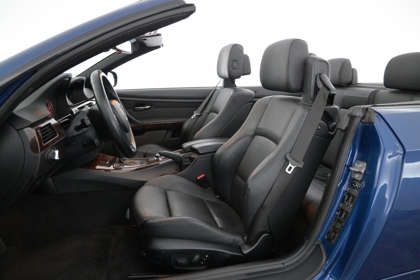 BMW 330 2010