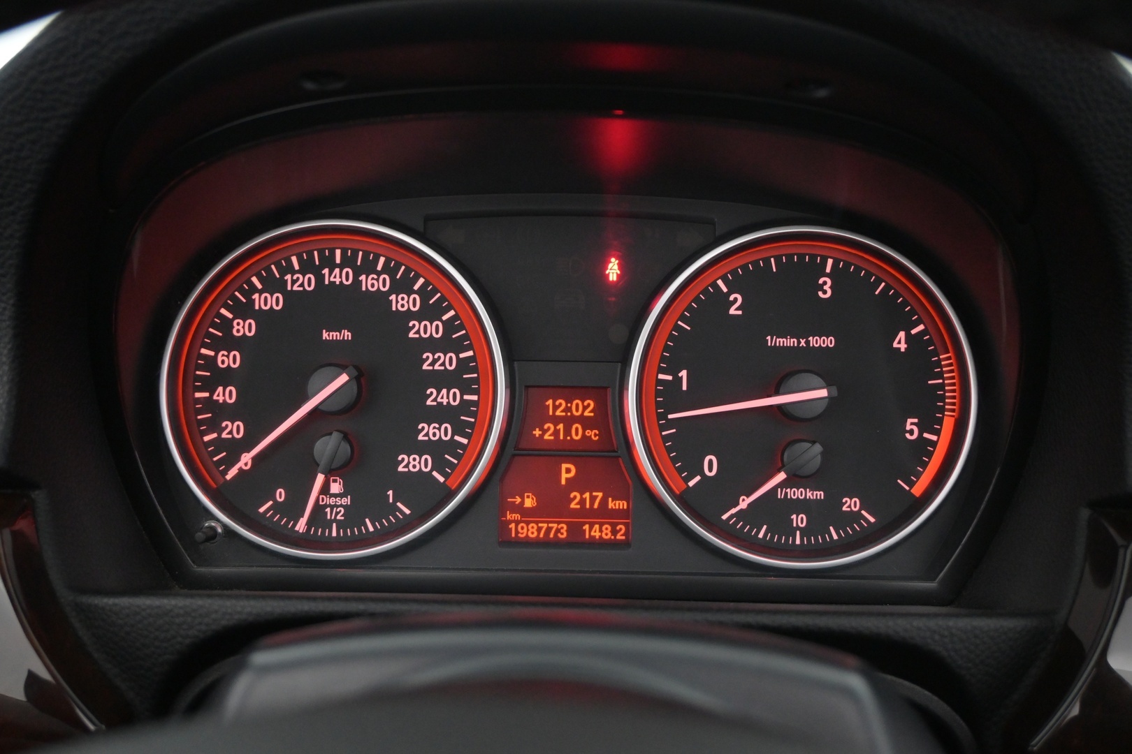 BMW 330 2010