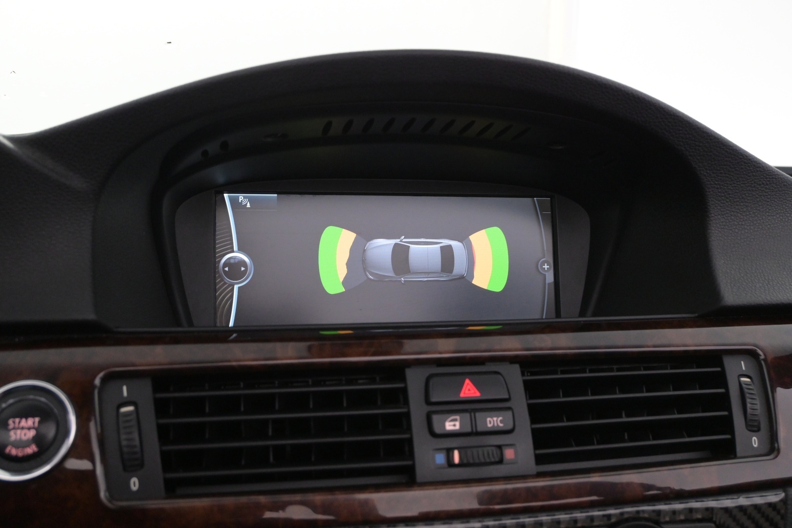 BMW 330 2010