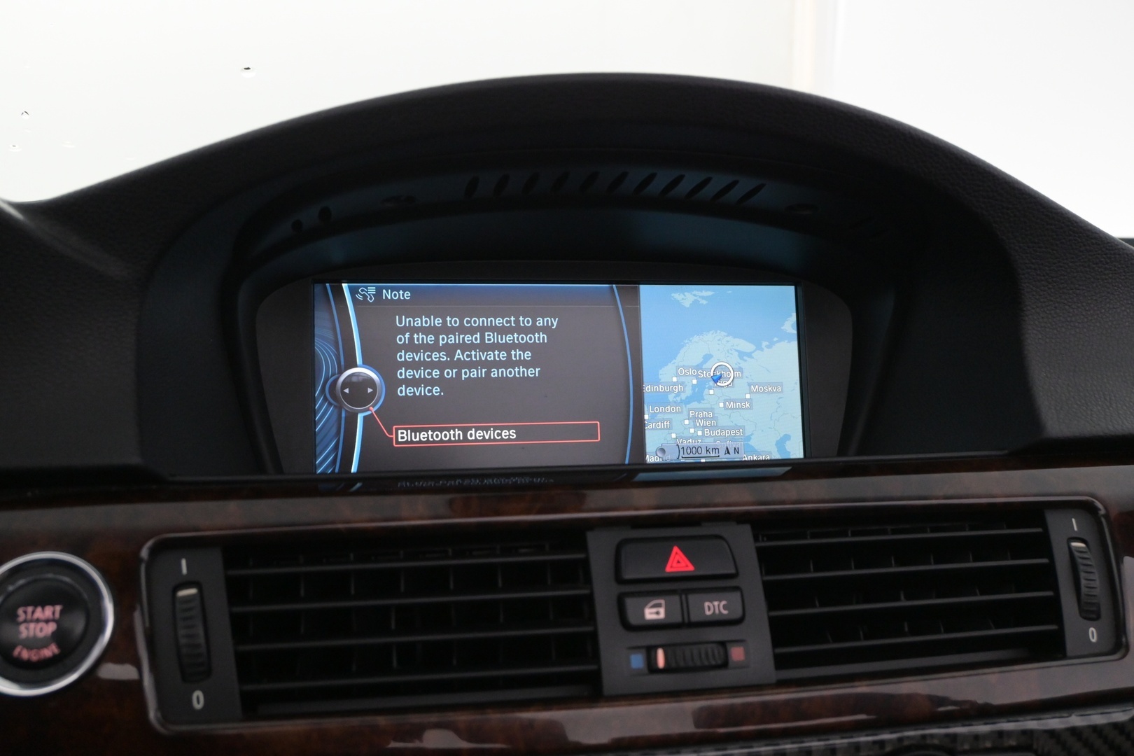 BMW 330 2010