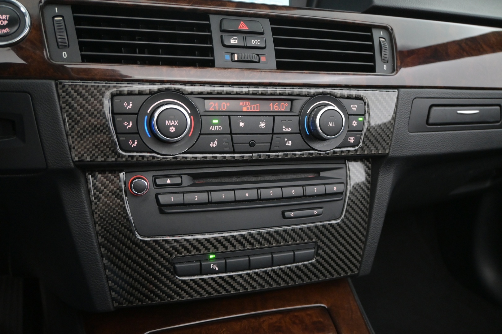 BMW 330 2010