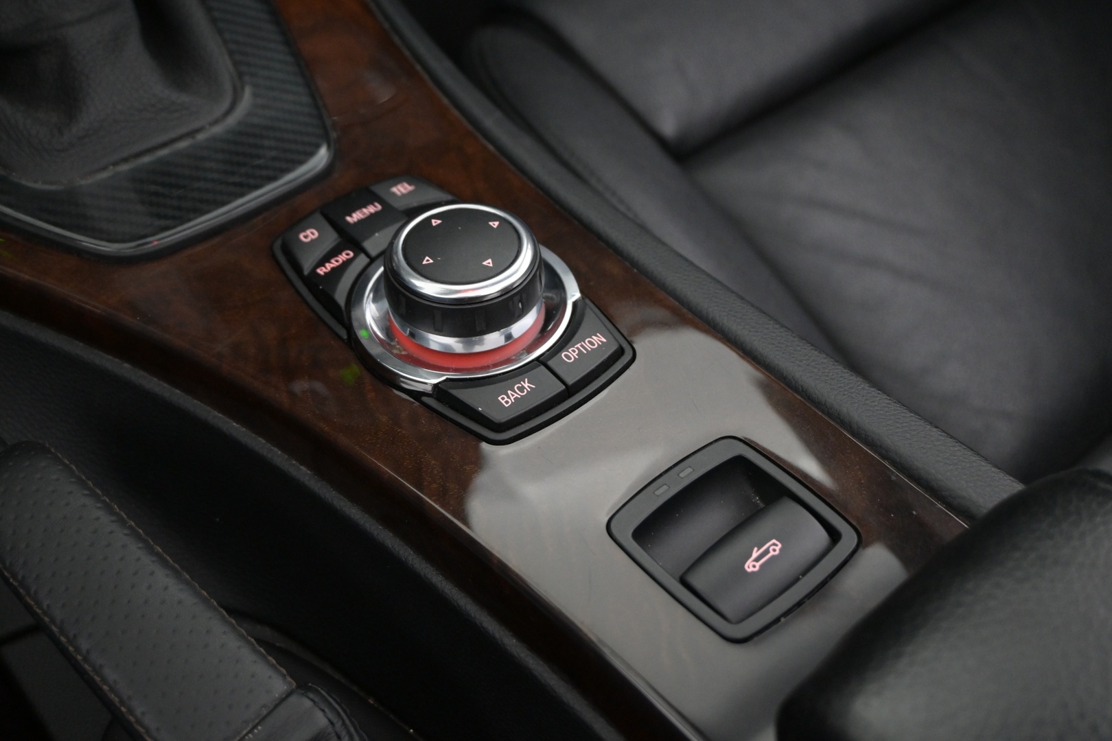 BMW 330 2010