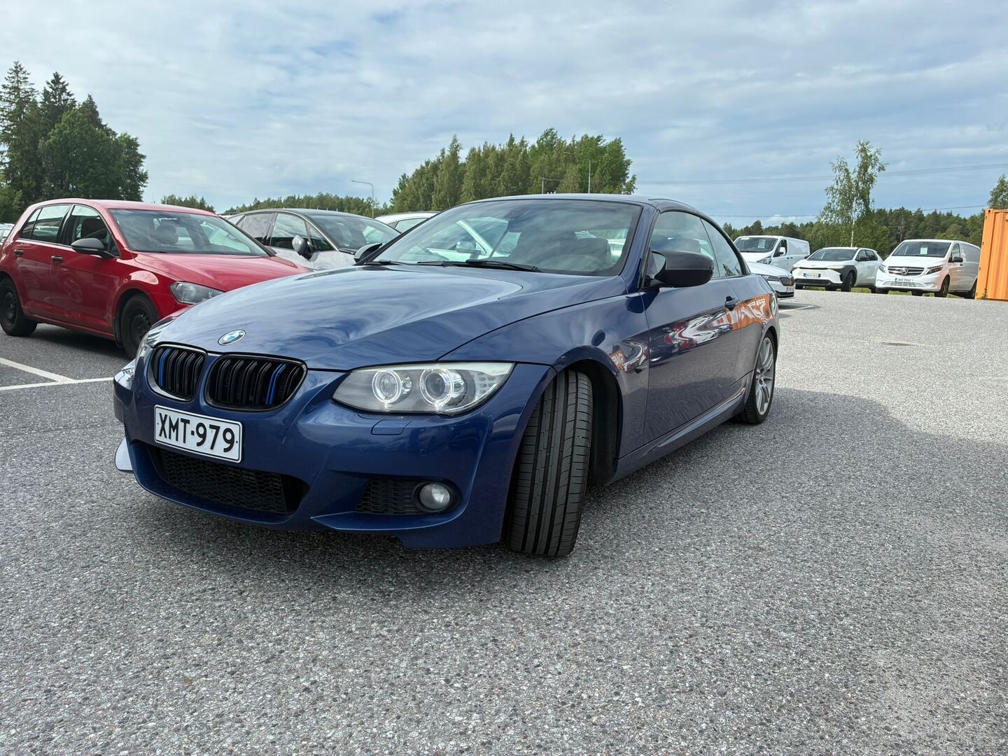 BMW 330 2010