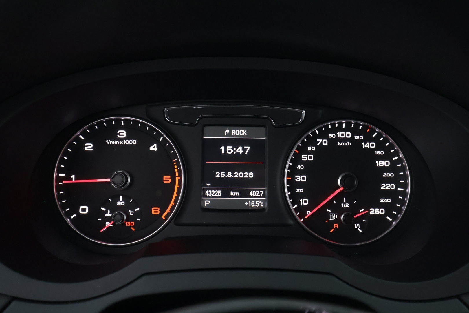 AUDI Q3 2016
