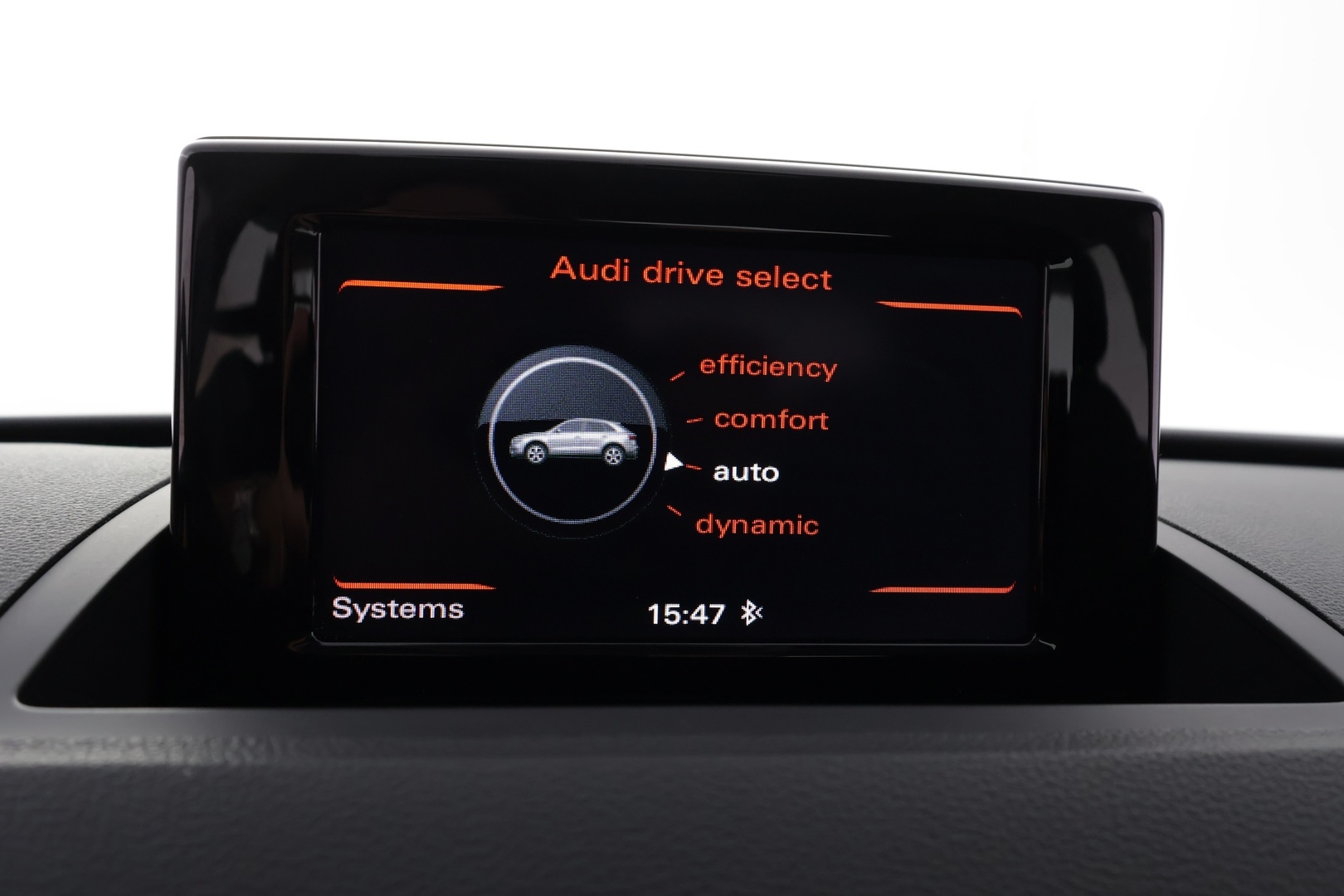 AUDI Q3 2016