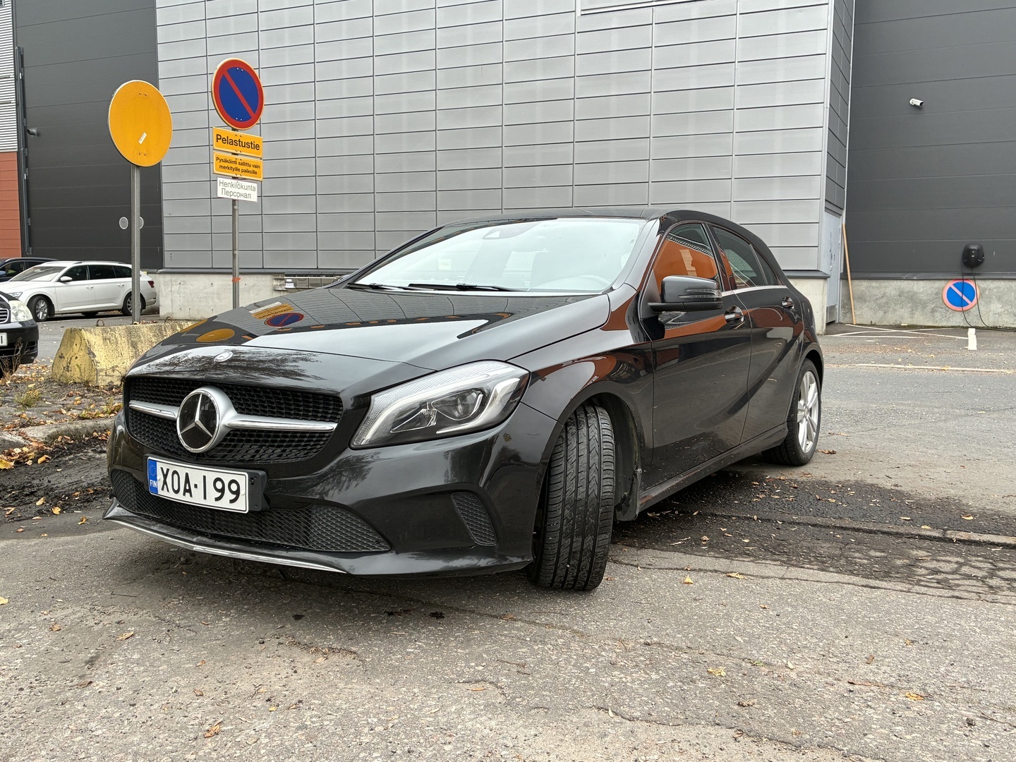 MERCEDES-BENZ A 2017