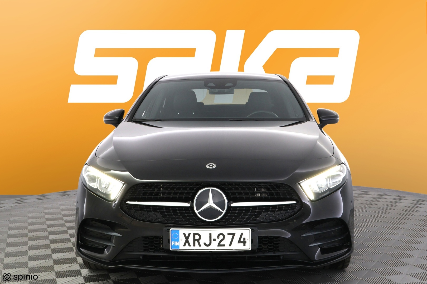 MERCEDES-BENZ A 2021