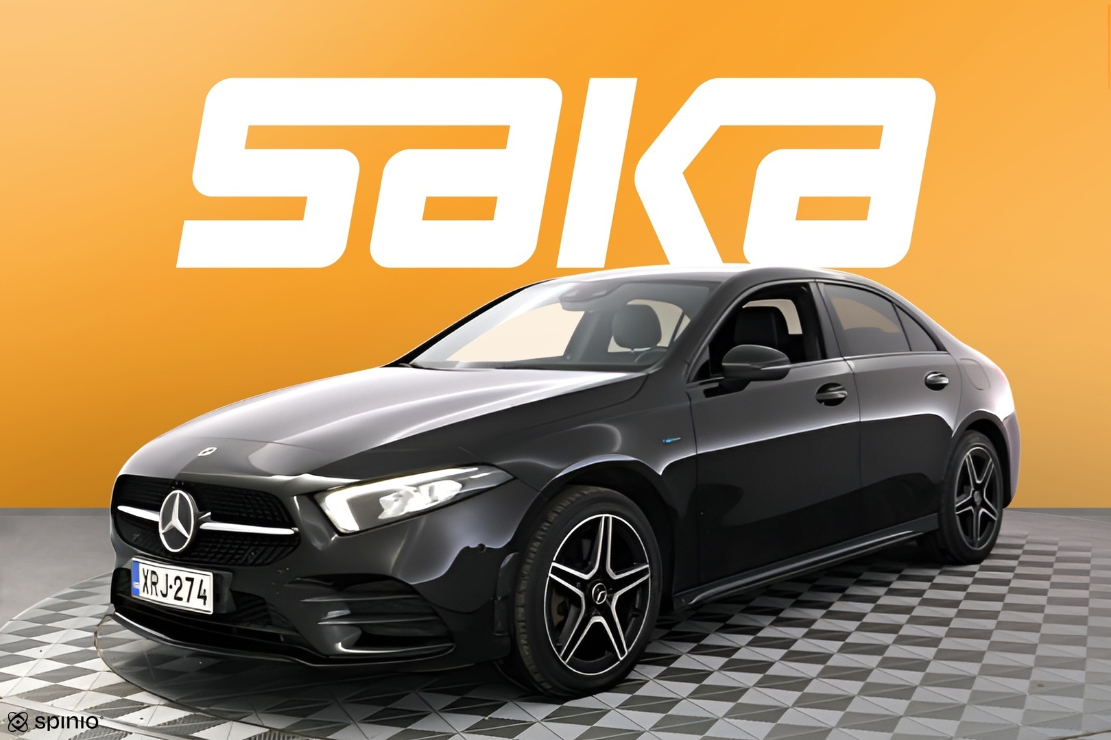 MERCEDES-BENZ A 2021