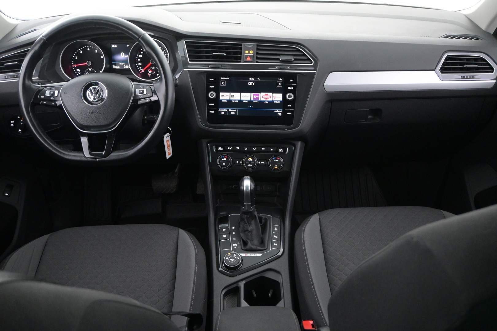 VOLKSWAGEN Tiguan 2018