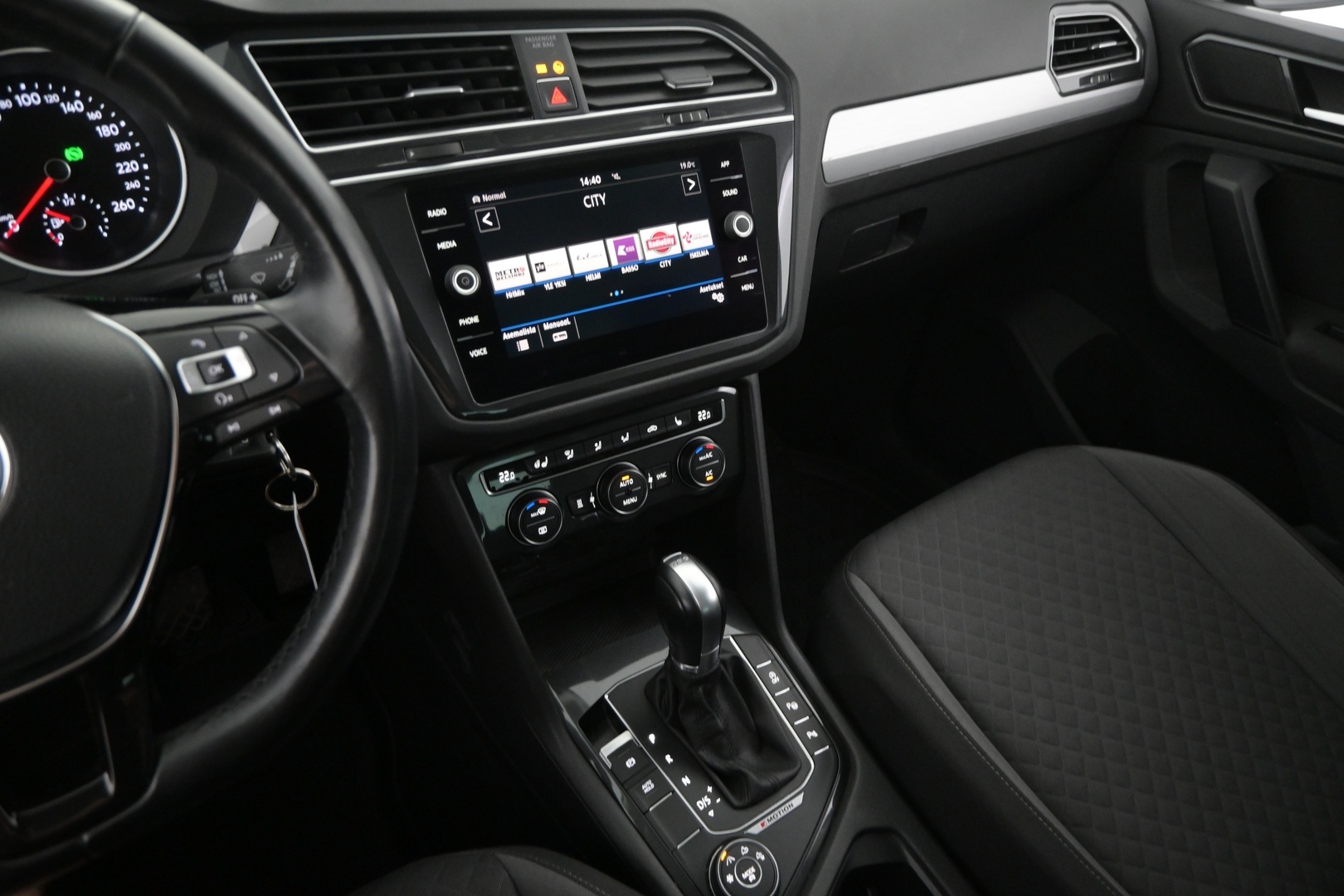 VOLKSWAGEN Tiguan 2018