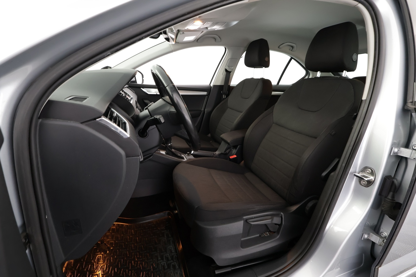 SKODA Octavia 2014