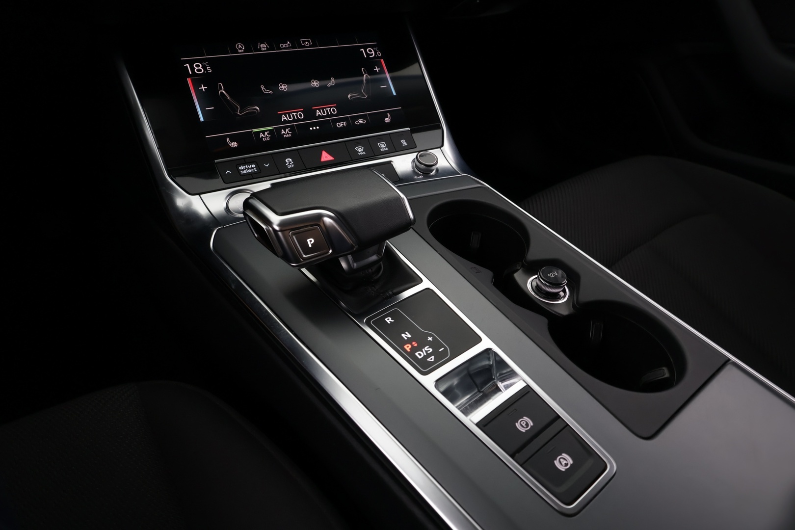 AUDI A6 2019