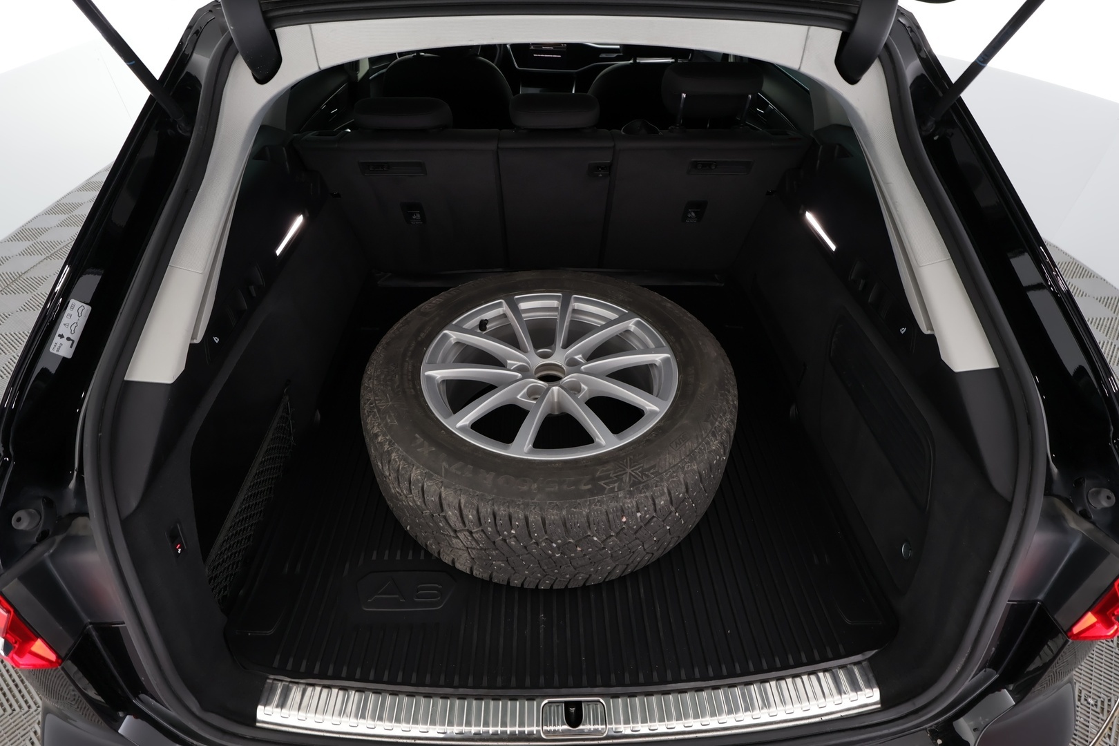 AUDI A6 2019