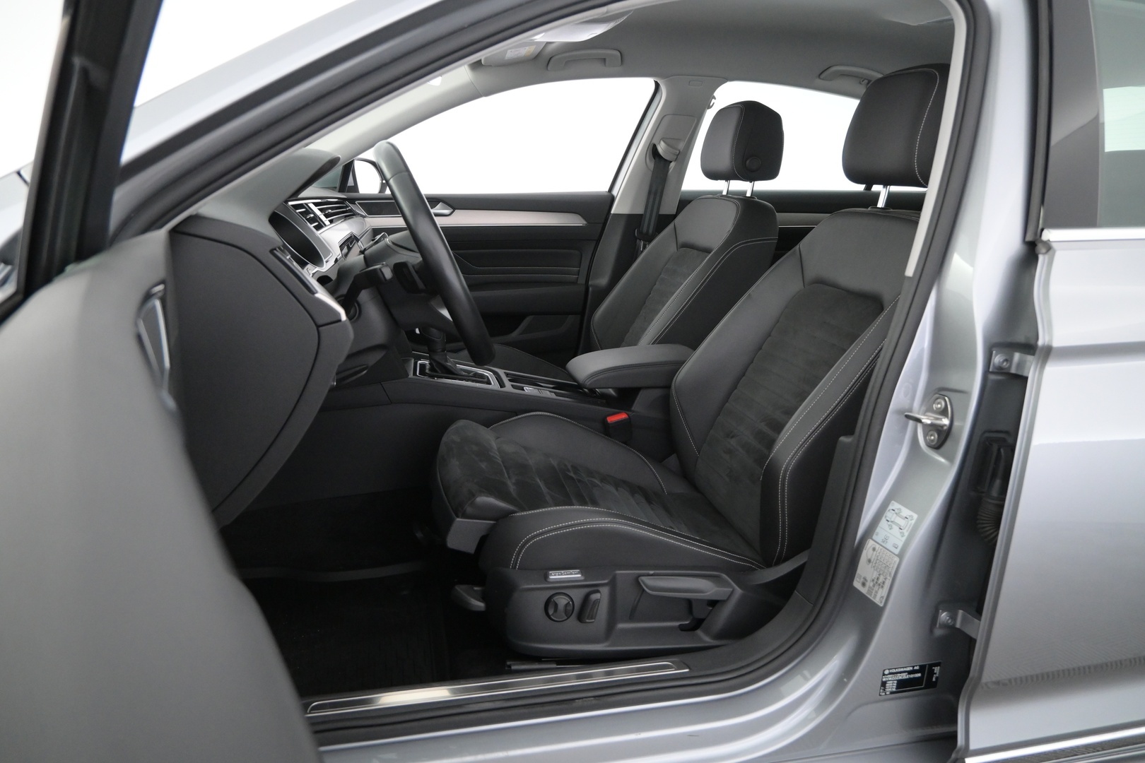 VOLKSWAGEN Passat 2020