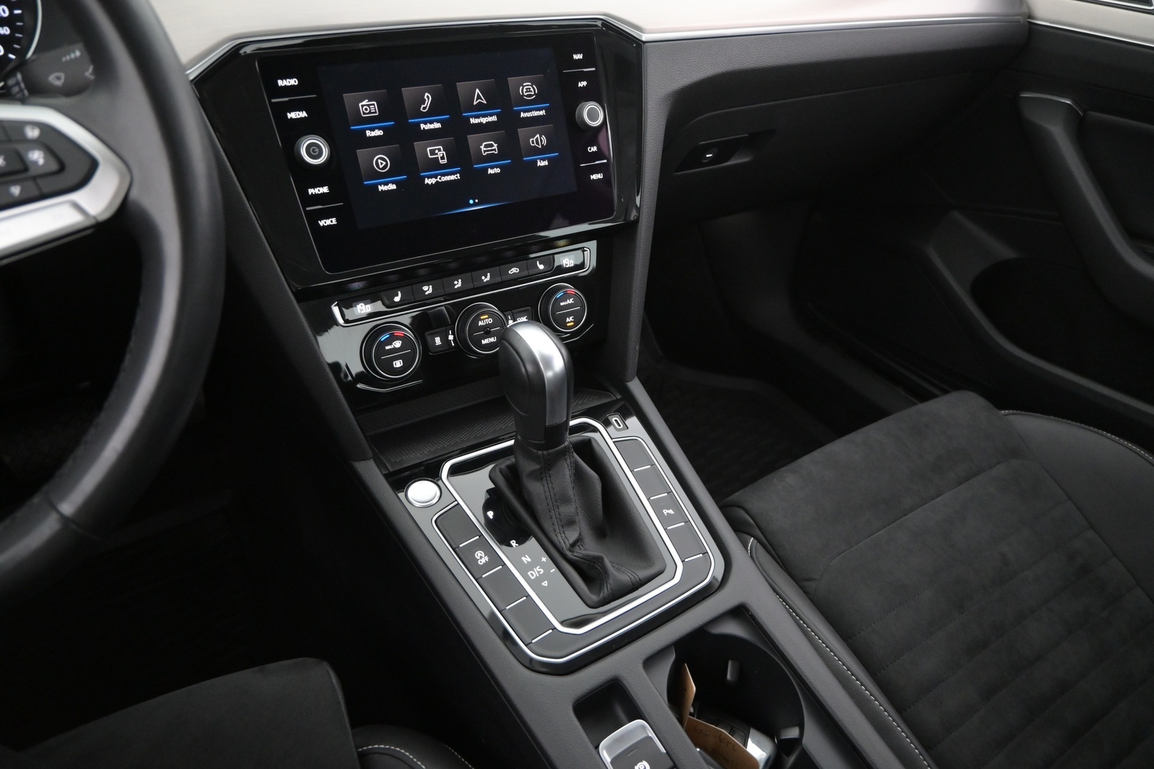 VOLKSWAGEN Passat 2020