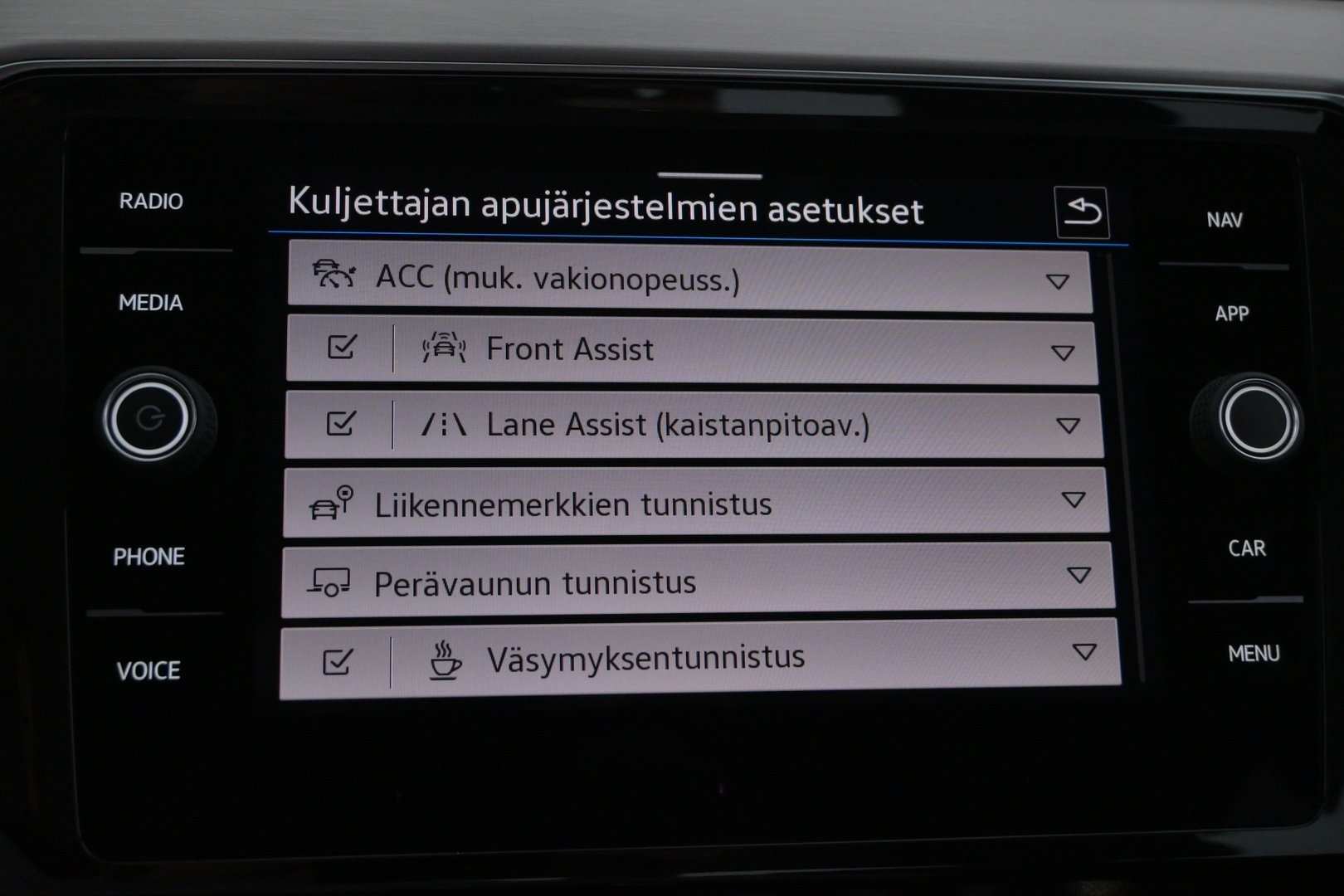 VOLKSWAGEN Passat 2020