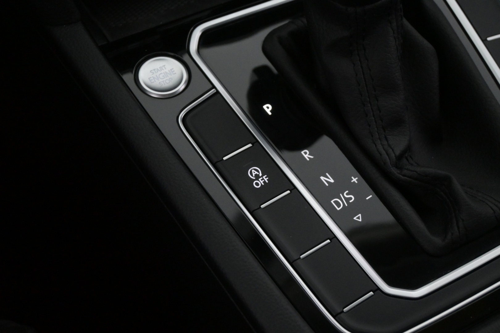 VOLKSWAGEN Passat 2020