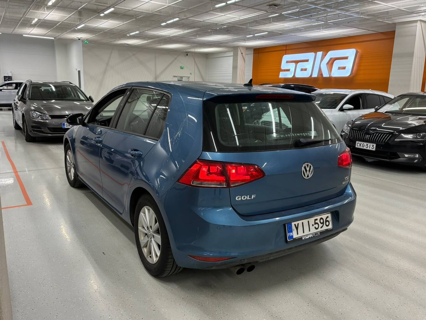 VOLKSWAGEN Golf 2013