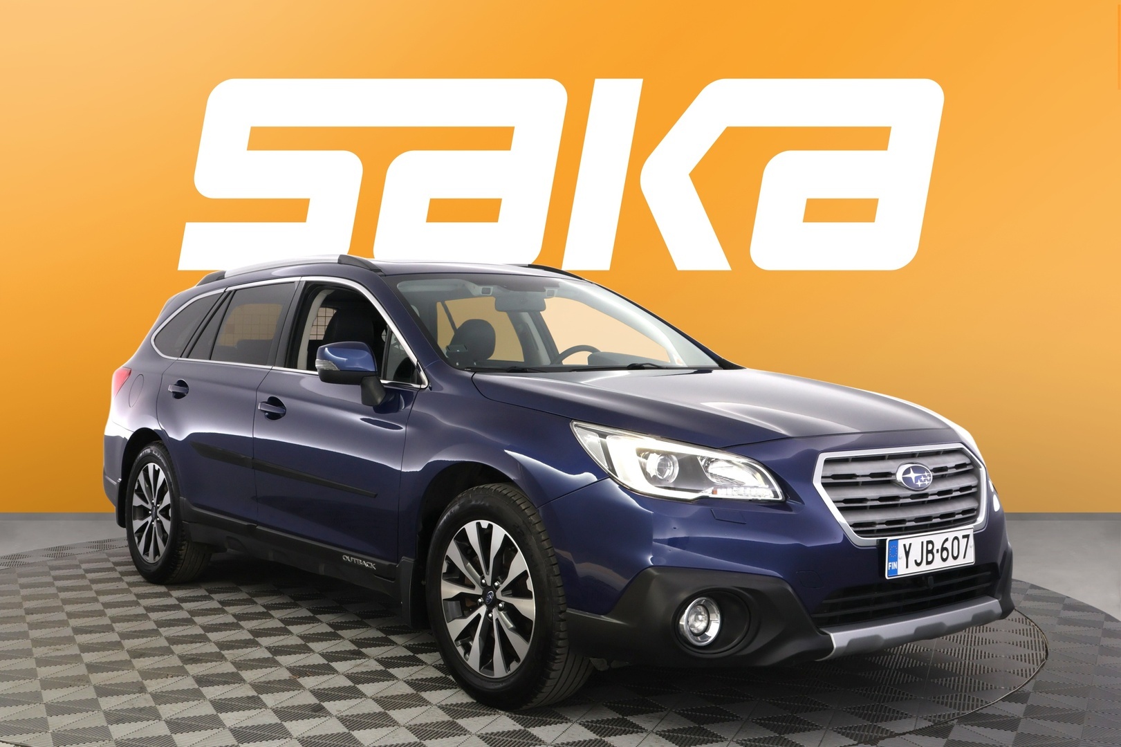 SUBARU Outback 2015